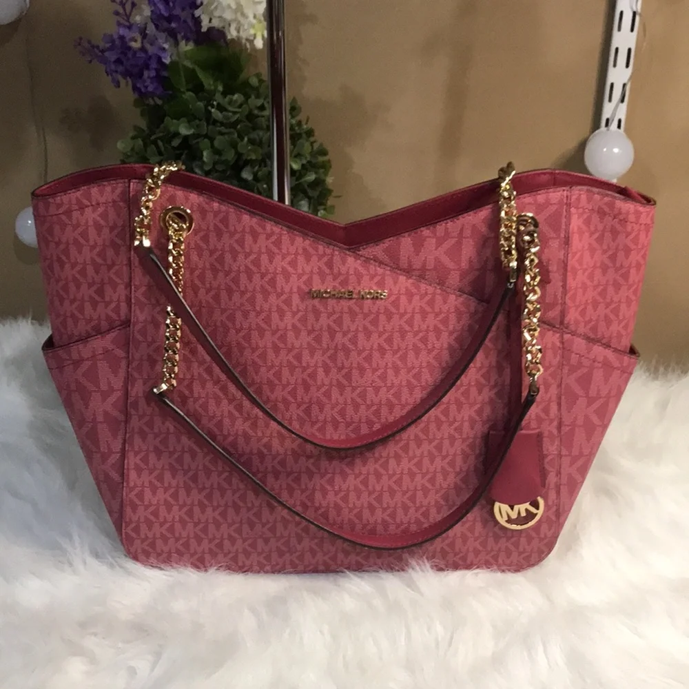 Michael Kors Jet Set Travel Large Chain Berry Color Shoulder Tote